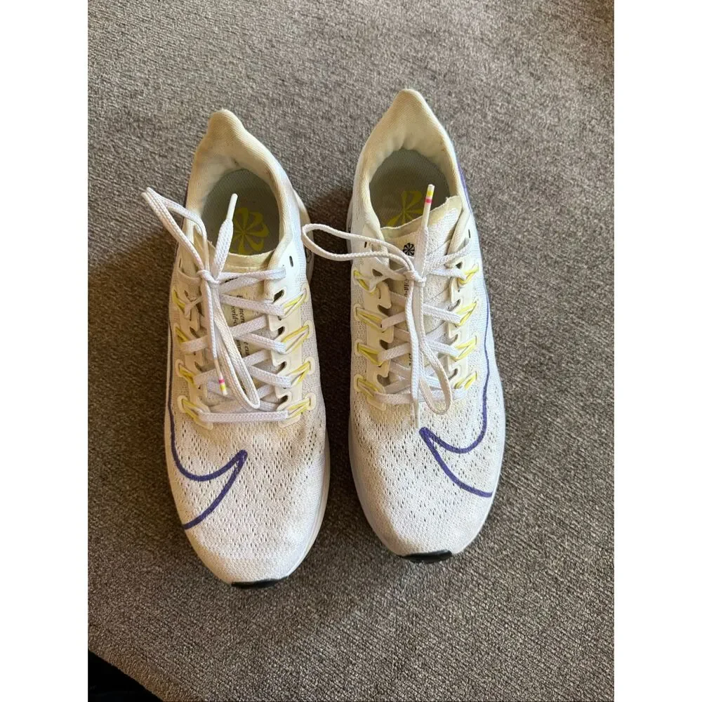 Nike Women’s Running Sneakers White Purple Mesh Athletic Shoes Size 8.5